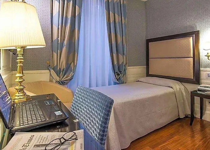 Otel Del Senato Roma